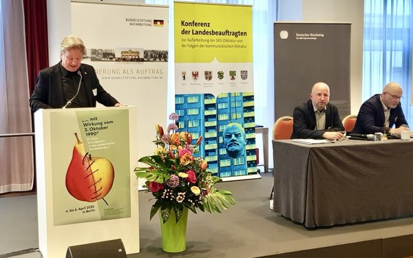 Bild: Rede von Felix Heinz Holtschke 